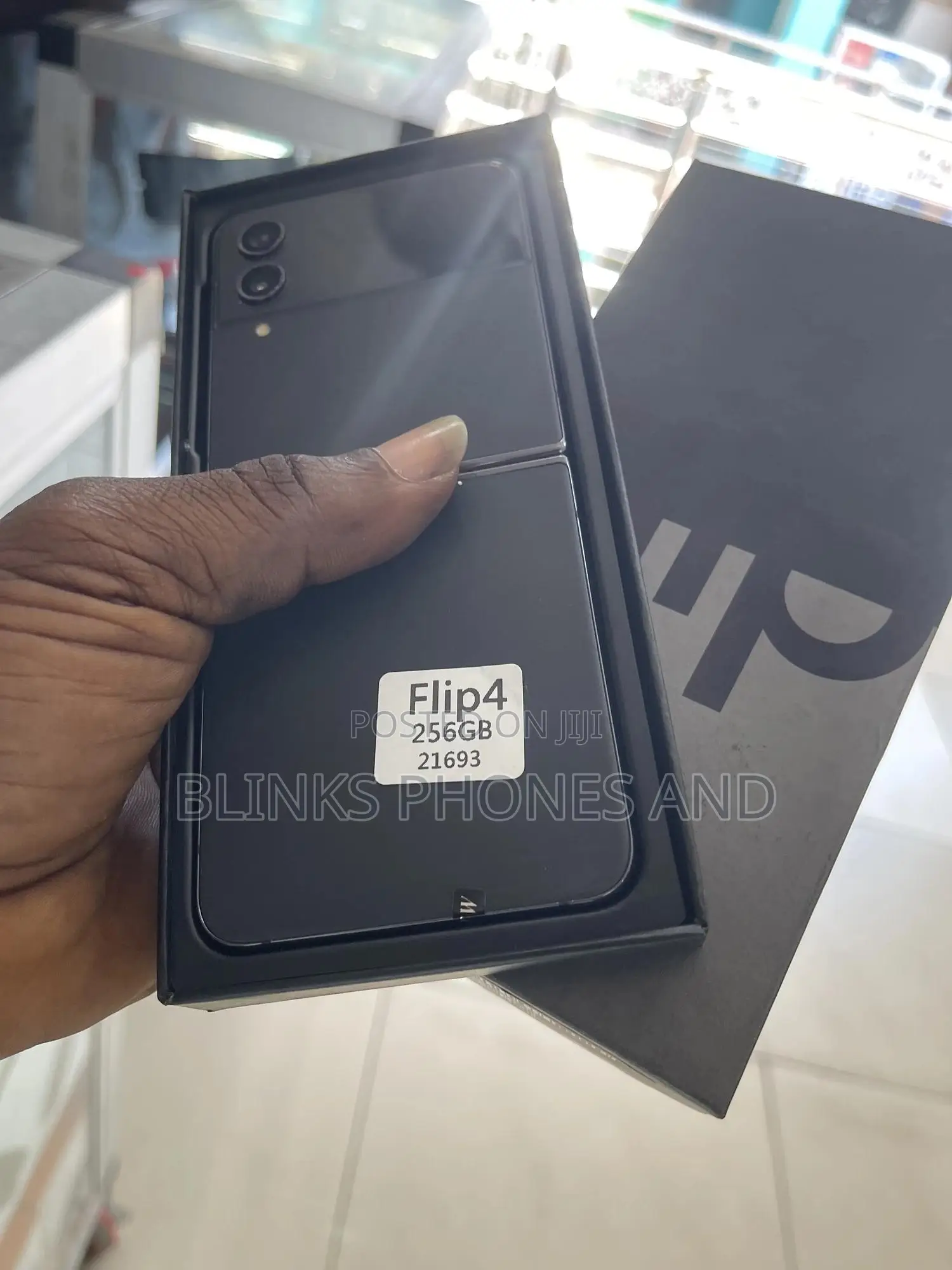 New Samsung Galaxy Z Flip4 256 GB Black