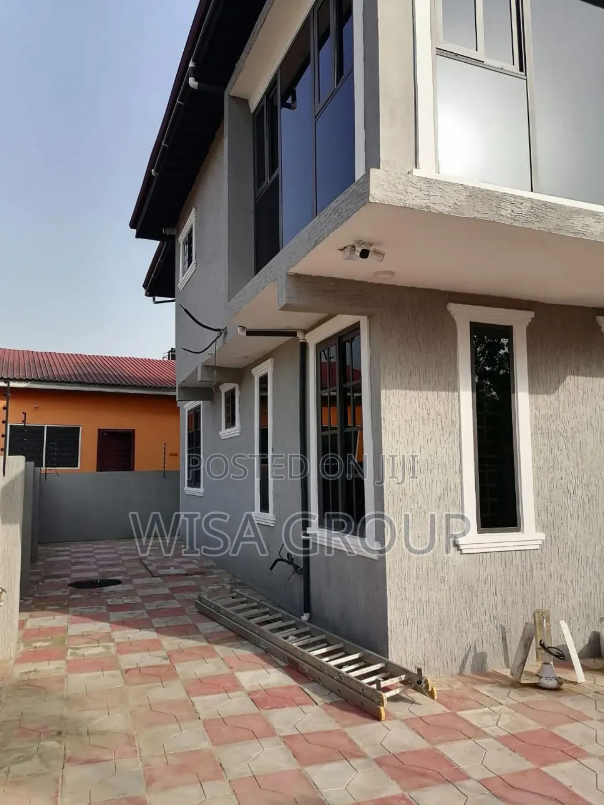 4bdrm Duplex in Wisa Group, Accra Metropolitan for sale