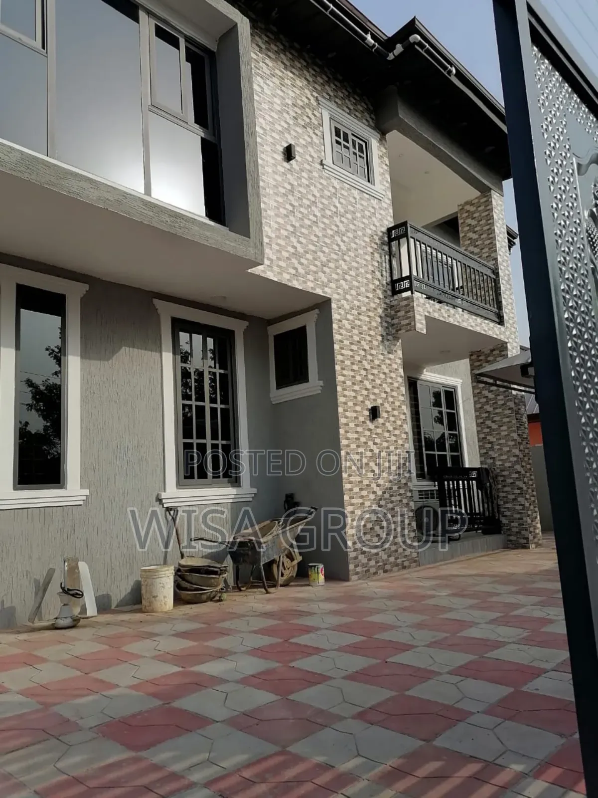 4bdrm Duplex in Wisa Group, Accra Metropolitan for sale