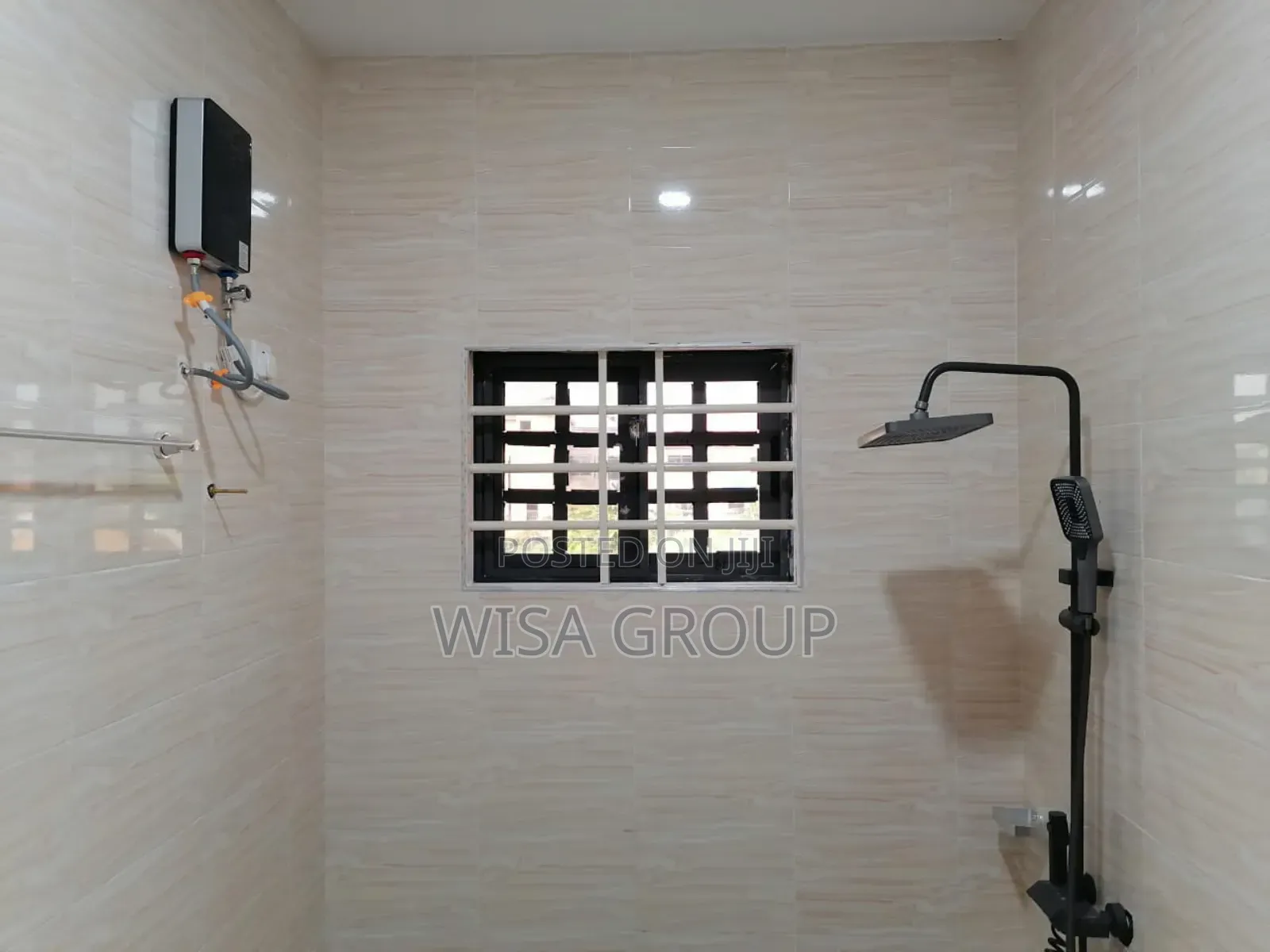 4bdrm Duplex in Wisa Group, Accra Metropolitan for sale