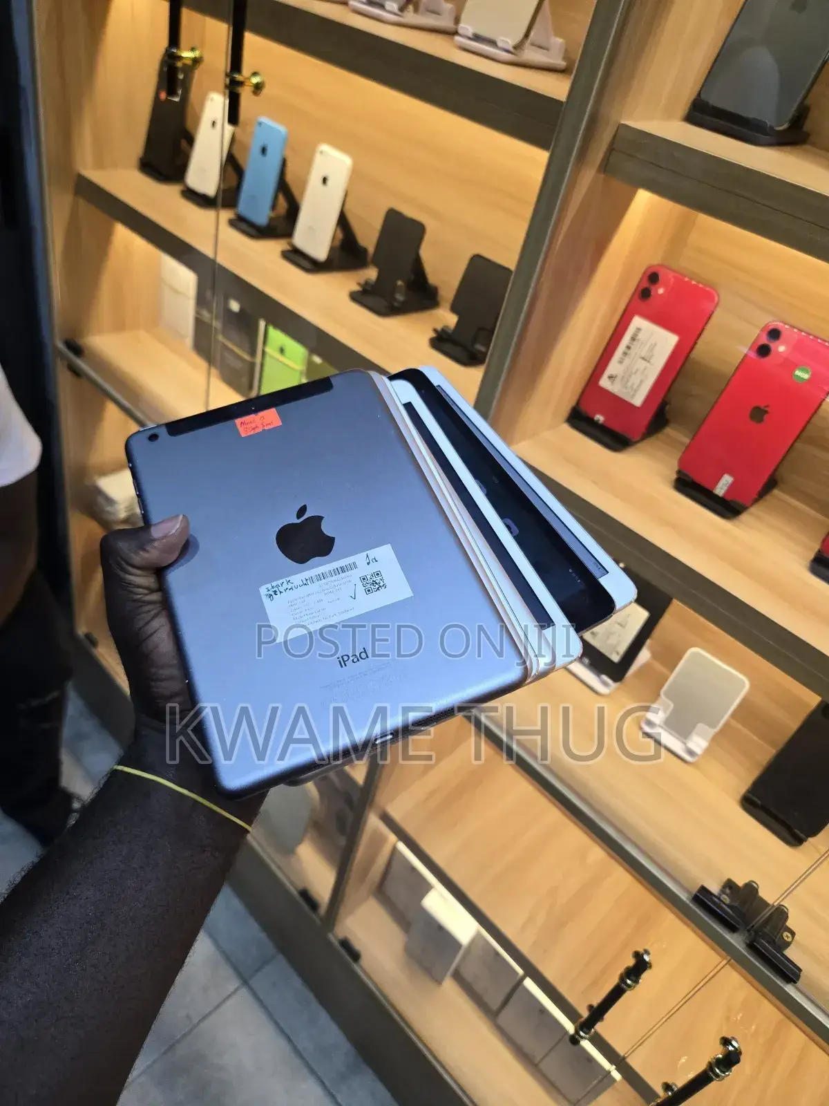 New Apple iPad mini 2 32 GB Black