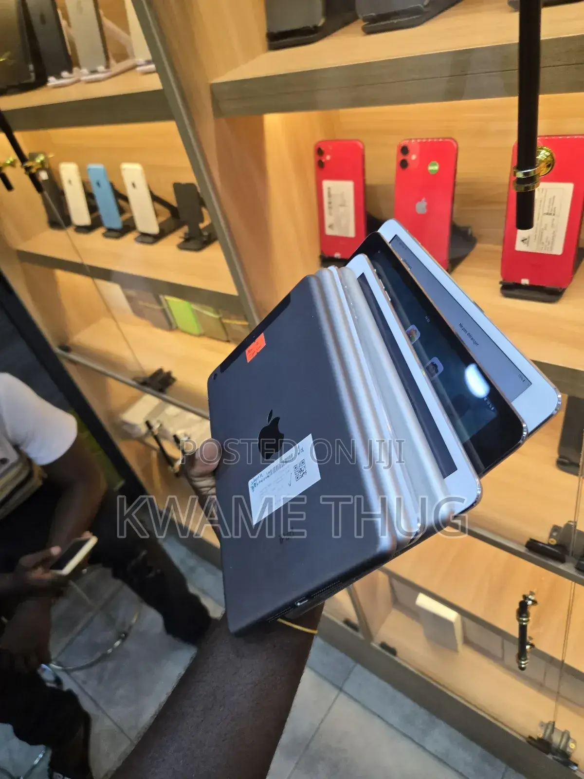 New Apple iPad mini 2 32 GB Black