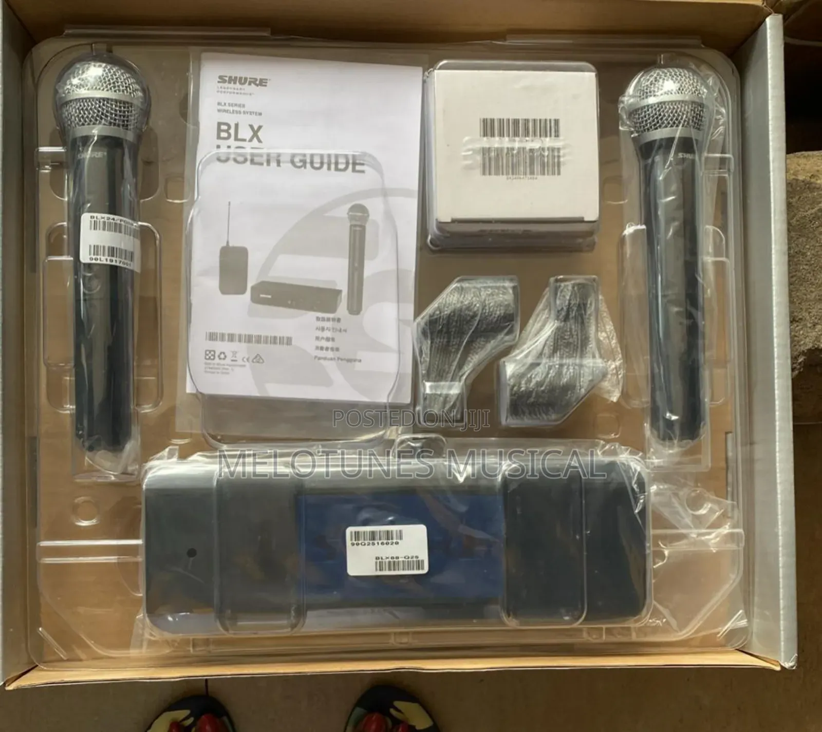 Shure Blx288/Pg58 Wireless Dual Vocal Microphone