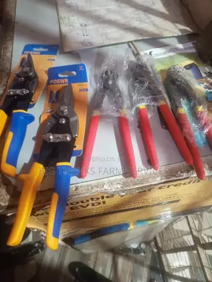 Rabbit/Grasscutter Cage Construction Tools
