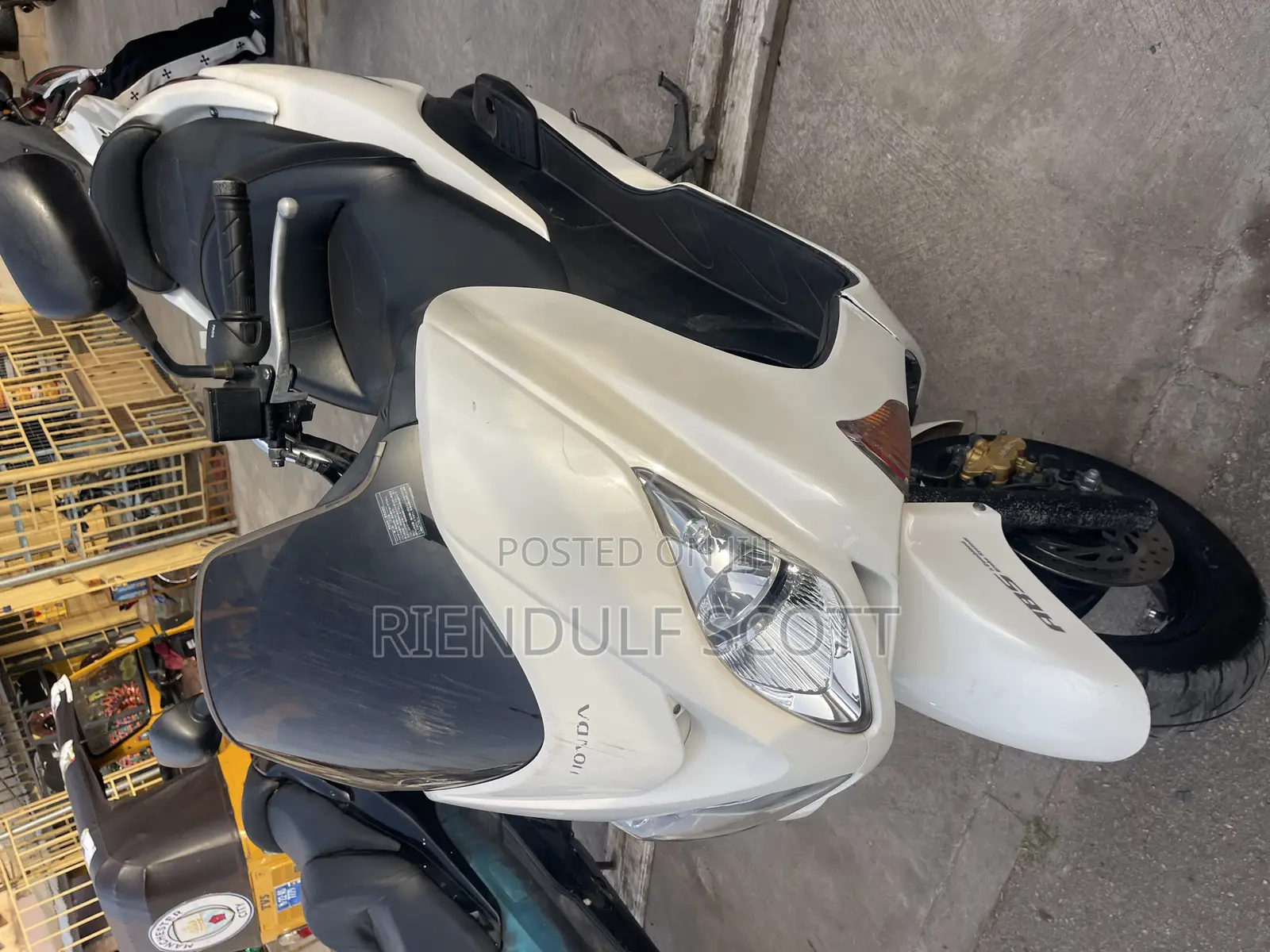 Honda Forza 2016 White