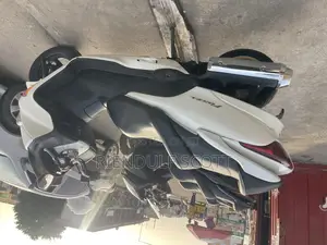 Honda Forza 2016 White