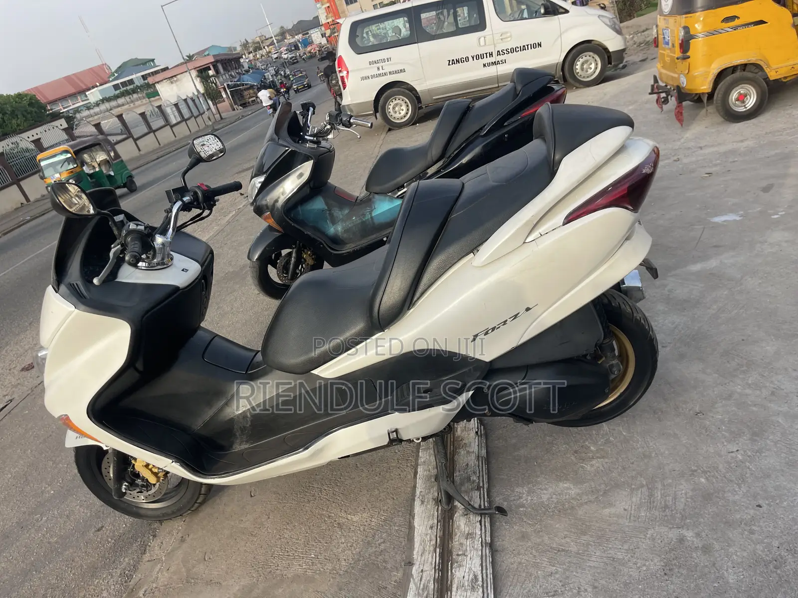 Honda Forza 2016 White