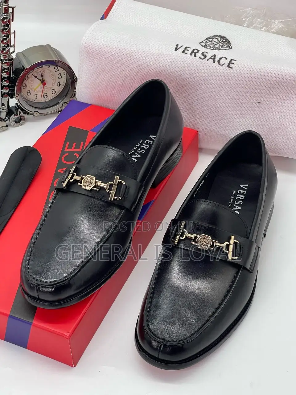 Versace Shoe / Laceless