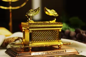 The Golden Covenant Box