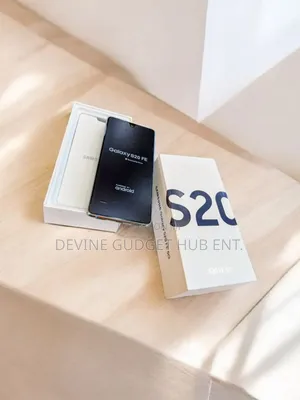 New Samsung Galaxy S20 FE 128 GB Gold