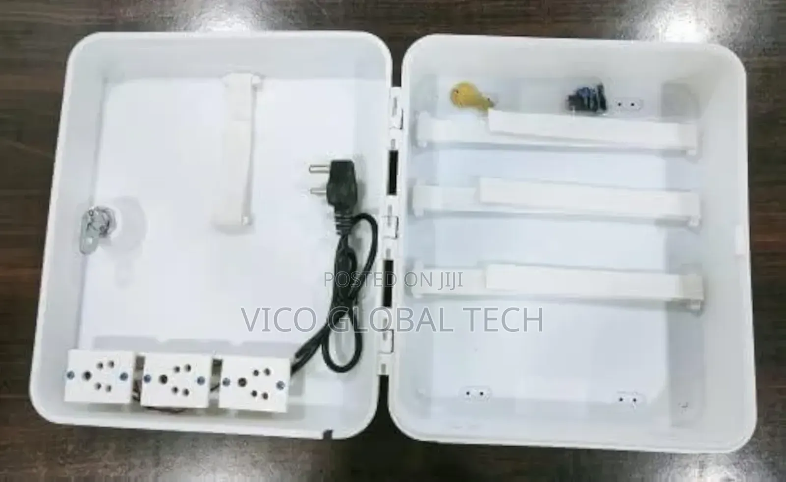 2u Cabinet