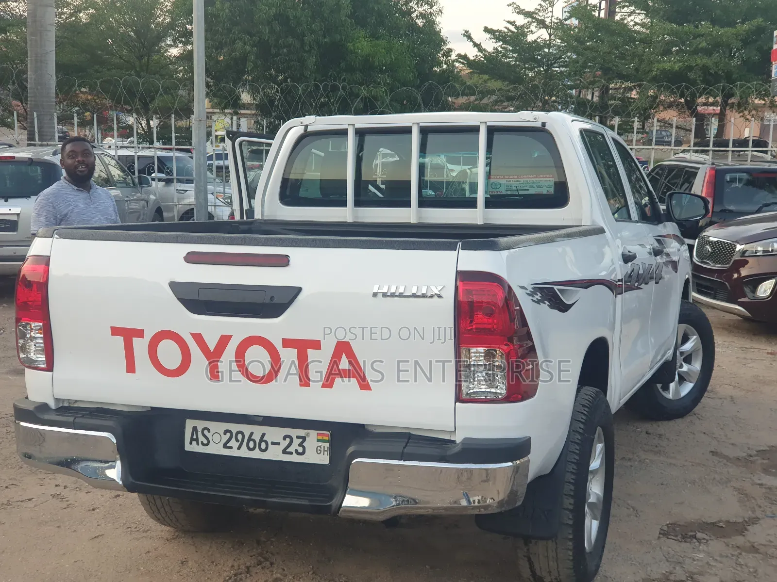 Toyota Hilux Revo Double Cab Deisel 2.8 AWD 2017 White