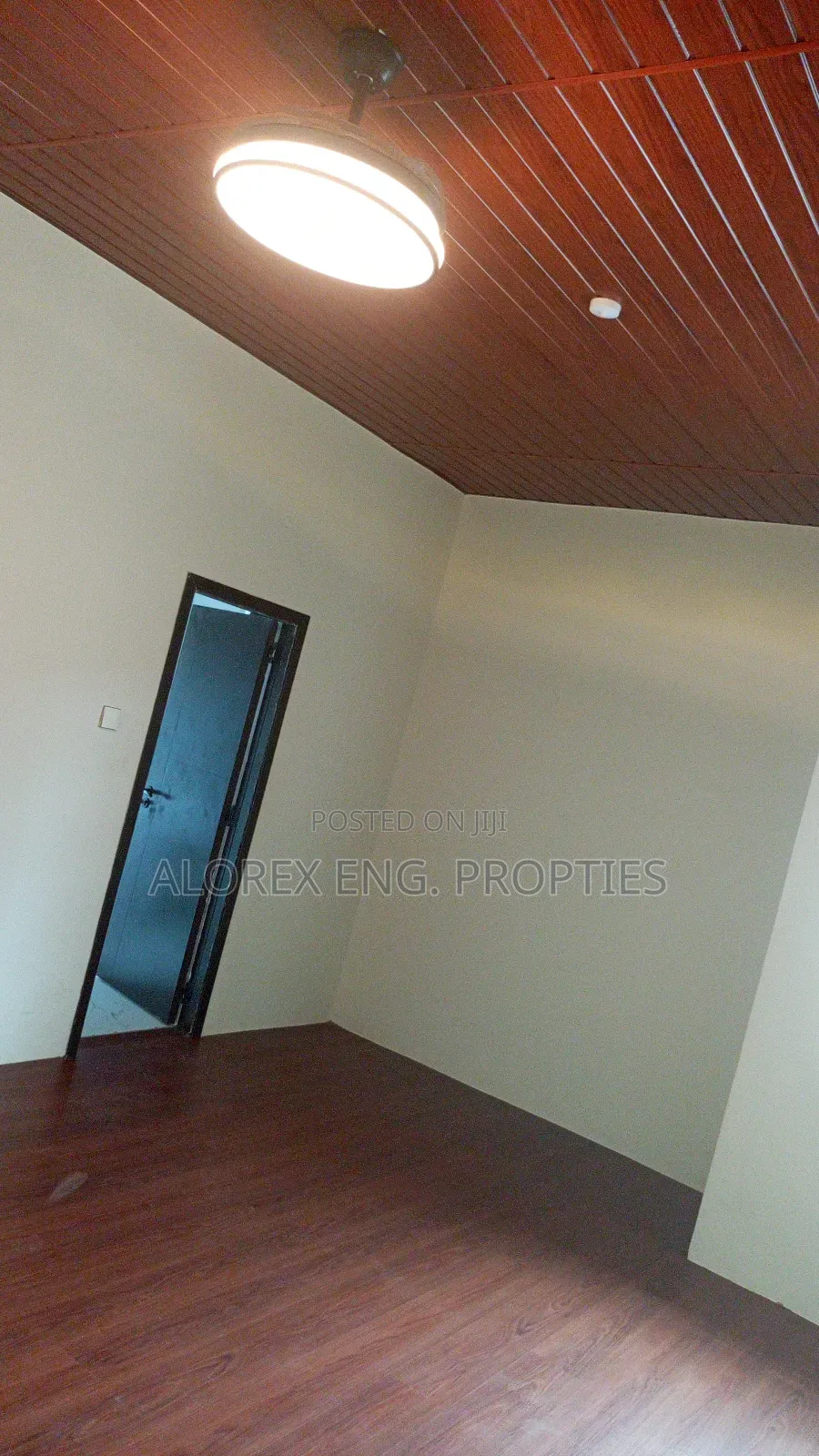 5bdrm House in Castle Gate Estate, Adenta for rent