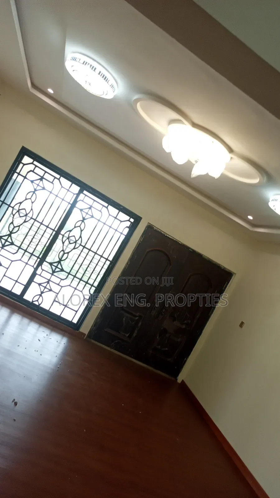 5bdrm House in Castle Gate Estate, Adenta for rent