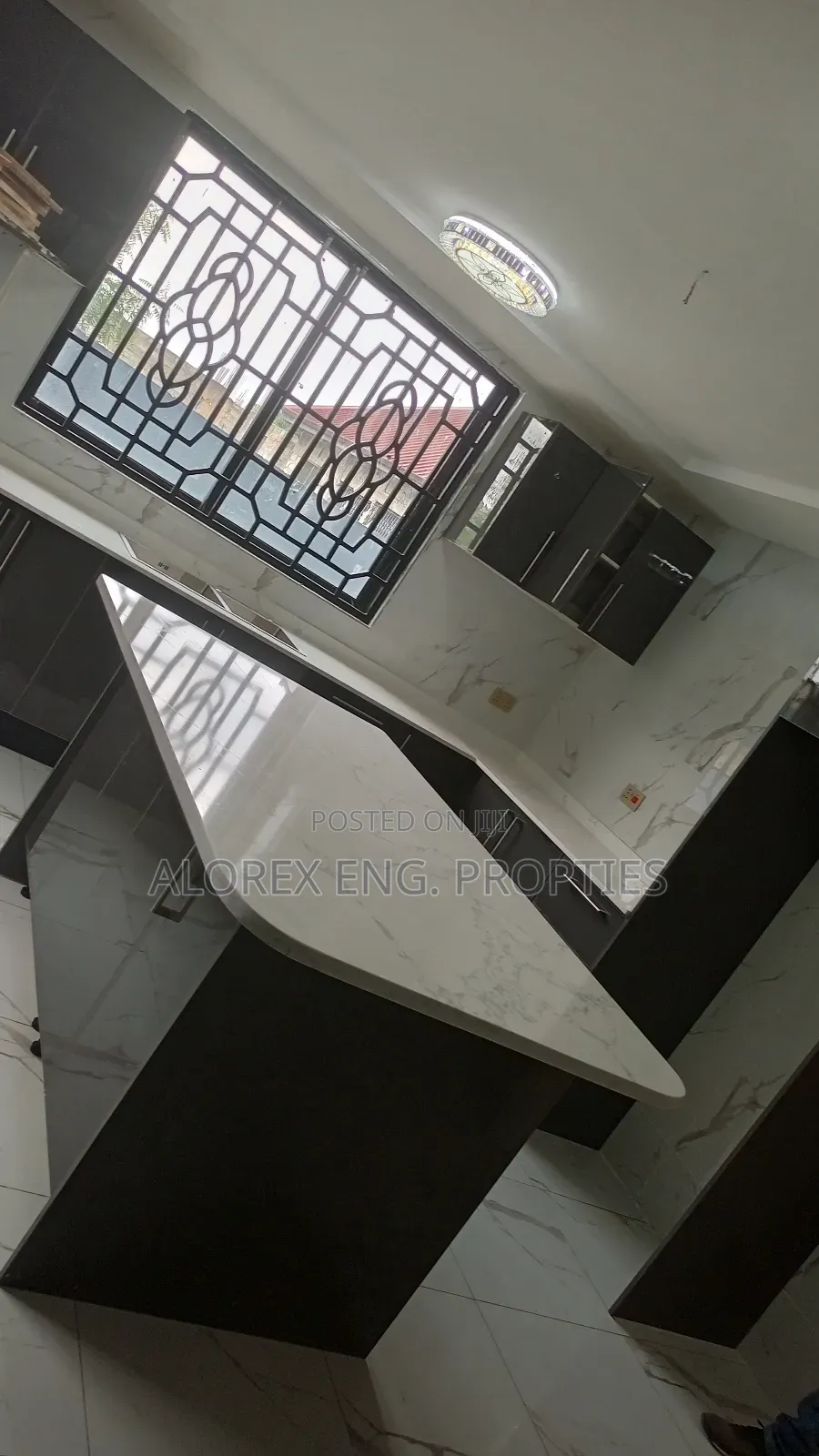 5bdrm House in Castle Gate Estate, Adenta for rent