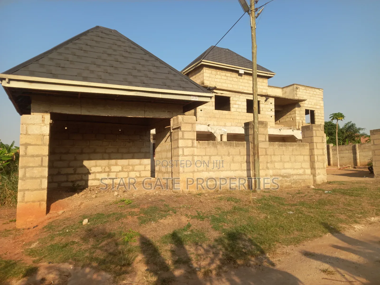 12 Bedrooms Apartments/ Flats for Sale