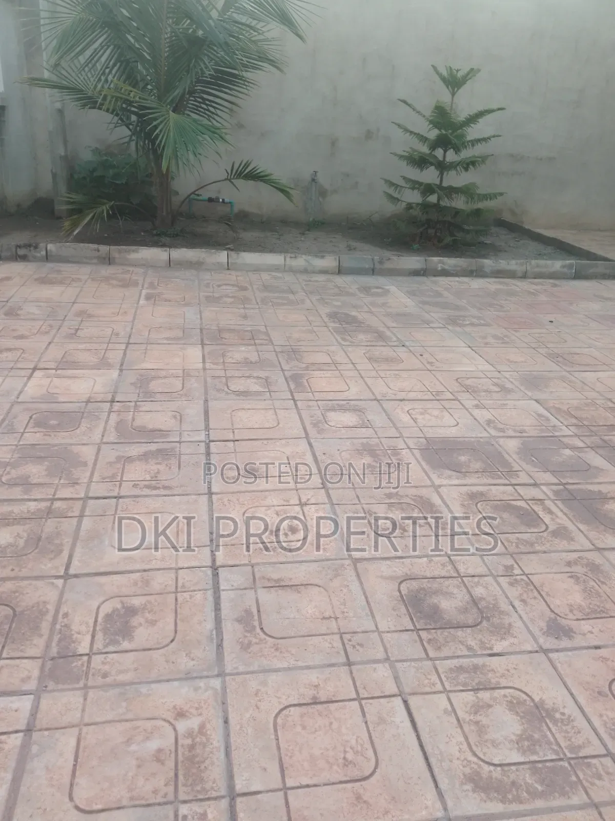 4bdrm House in Dki Properties, Valley View Area for rent