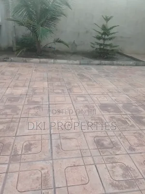 4bdrm House in Dki Properties, Valley View Area for rent