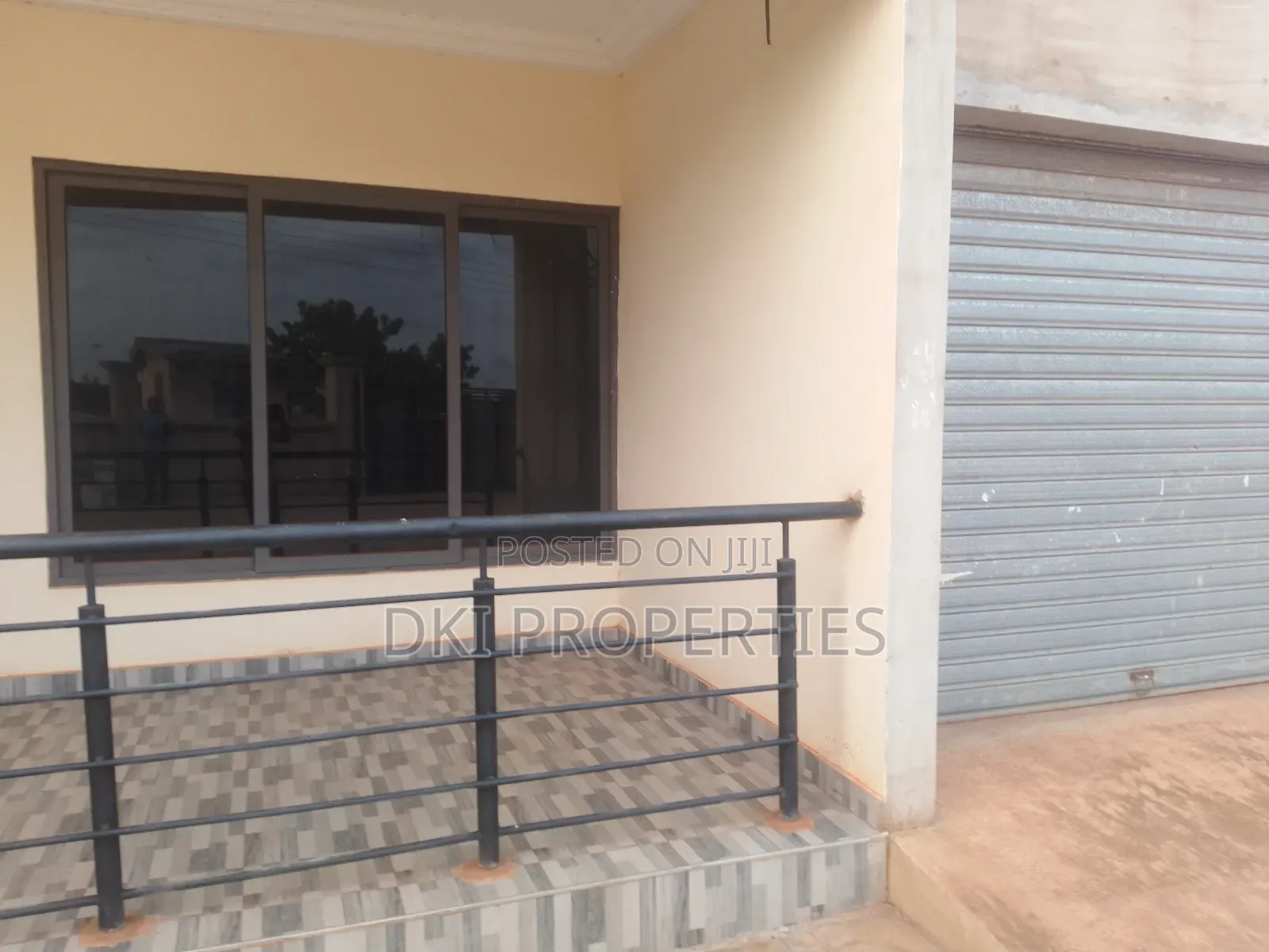 4bdrm House in Dki Properties, Valley View Area for rent