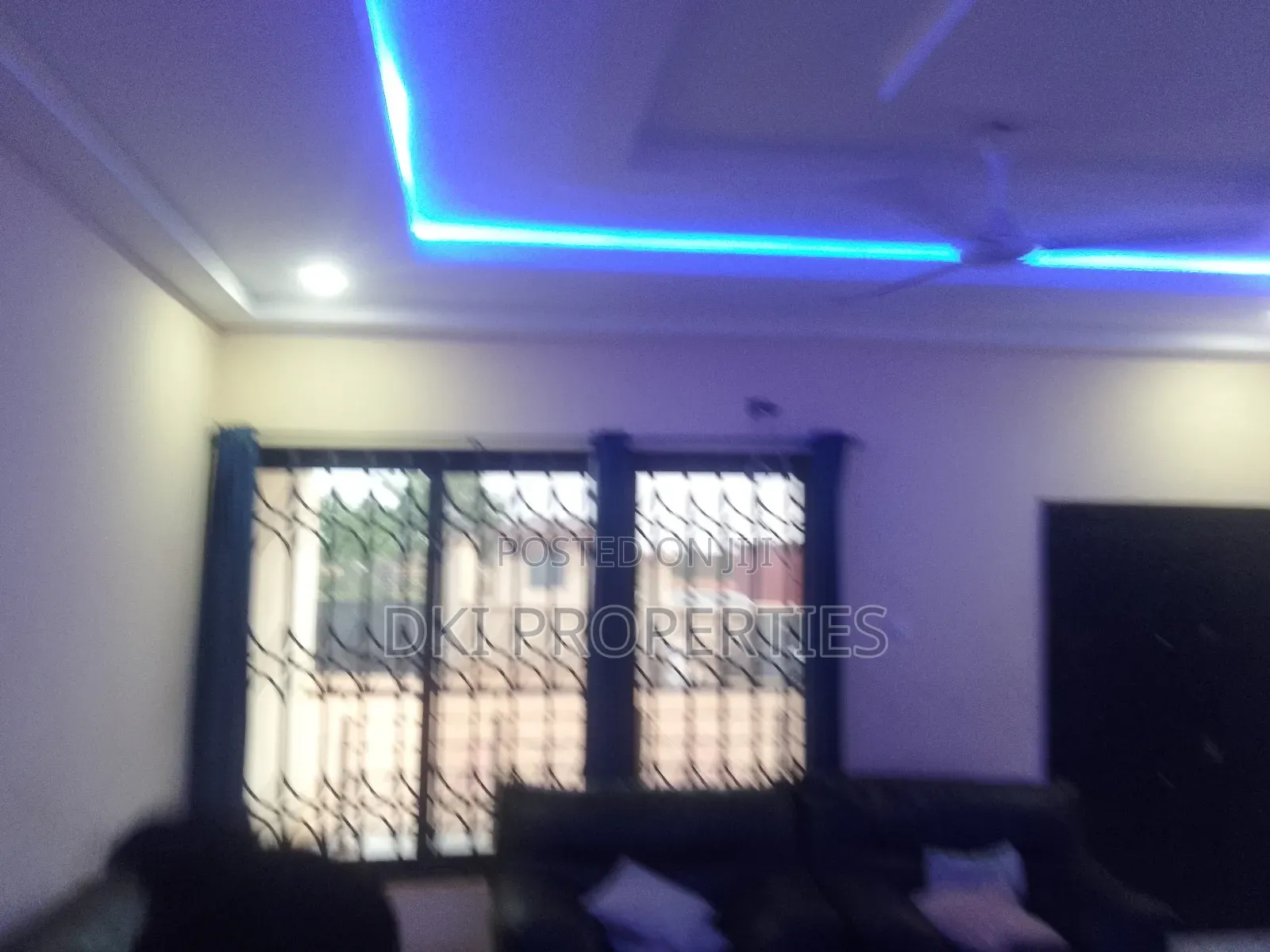 4bdrm House in Dki Properties, Valley View Area for rent