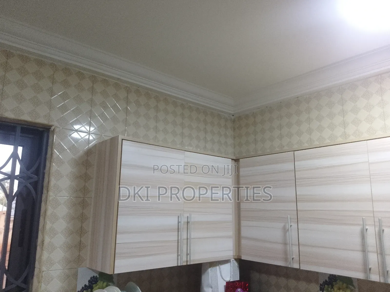 4bdrm House in Dki Properties, Valley View Area for rent