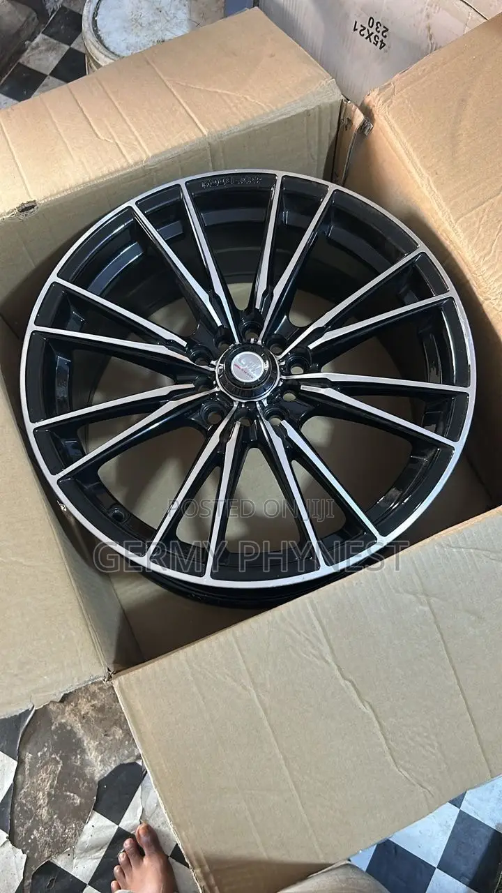 Toyota Camry Spider Rim 17 Inches