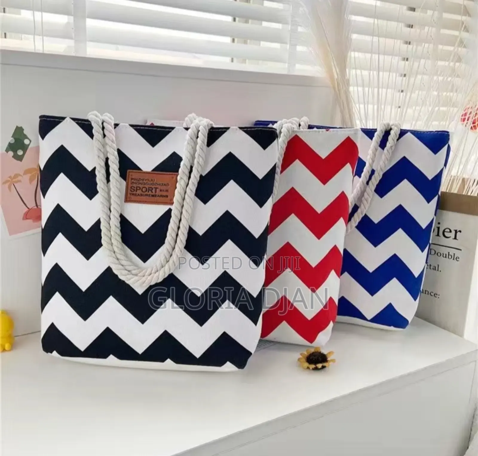 Tote Bag Red and White With Zip