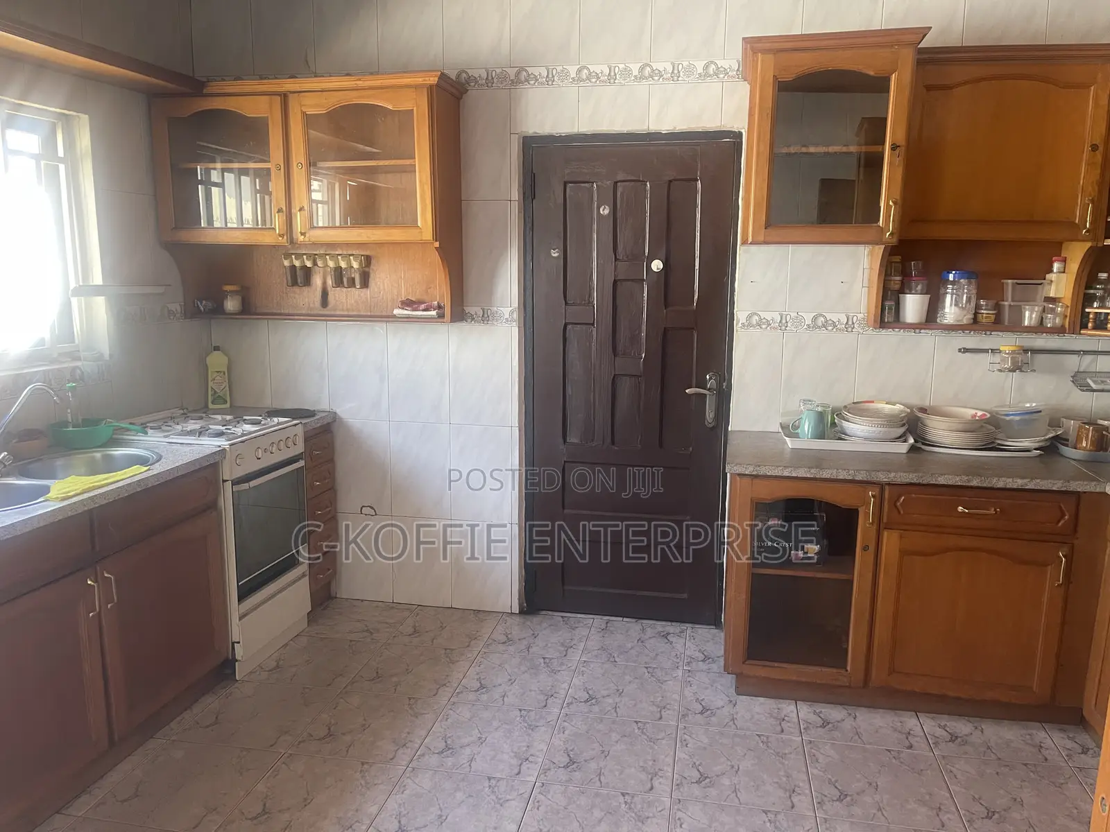 6bdrm House in Achimota for rent