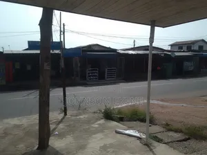 Available Shop for Rent