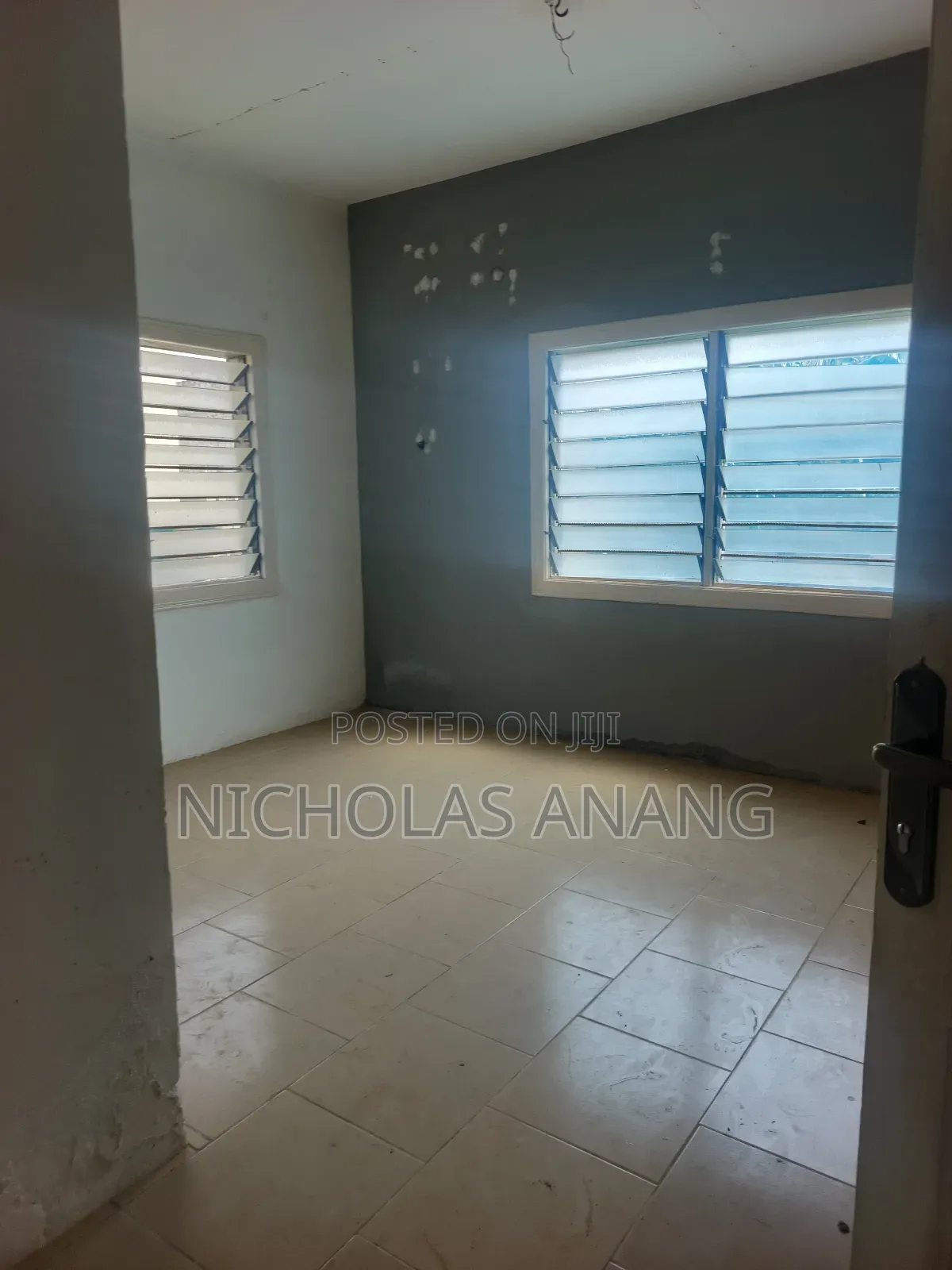 1bdrm Apartment in Dorns Properties, New Town for rent
