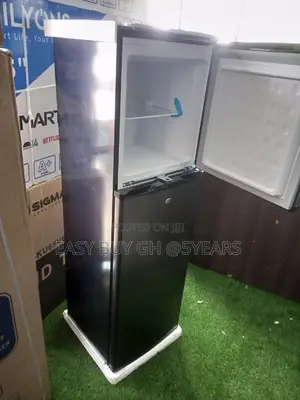 Keep Your Food Fresh With Top Freezer 165liter Pearl Fridge