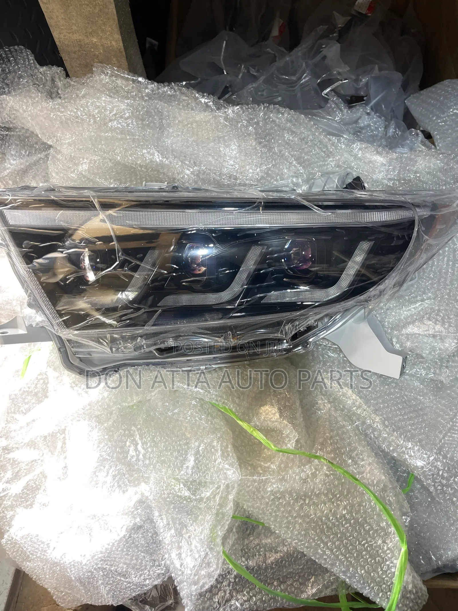 Toyota Highlander 2011-2013 Spec Headlight