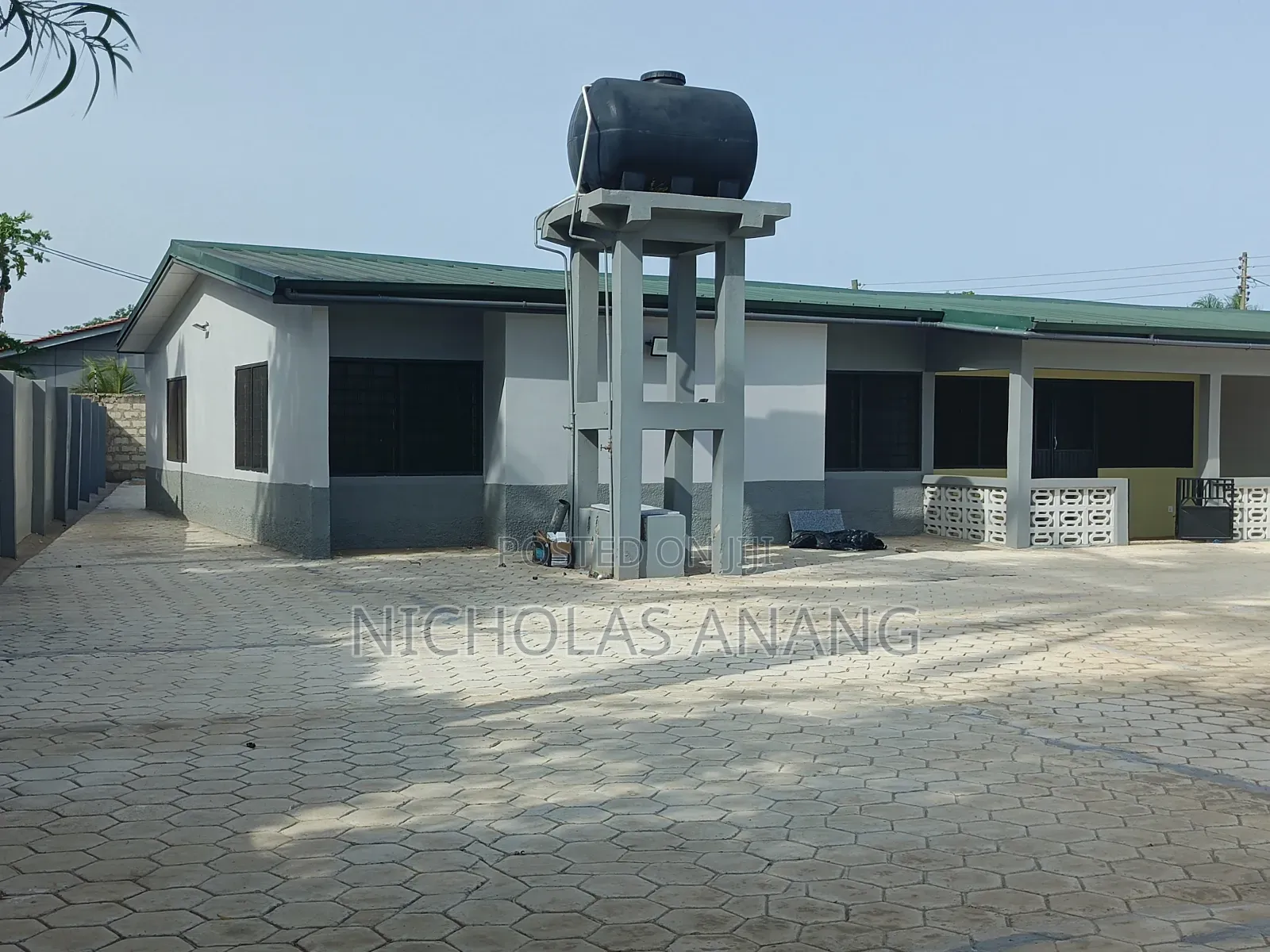 3bdrm House in The Dorns Properties, New Town for rent