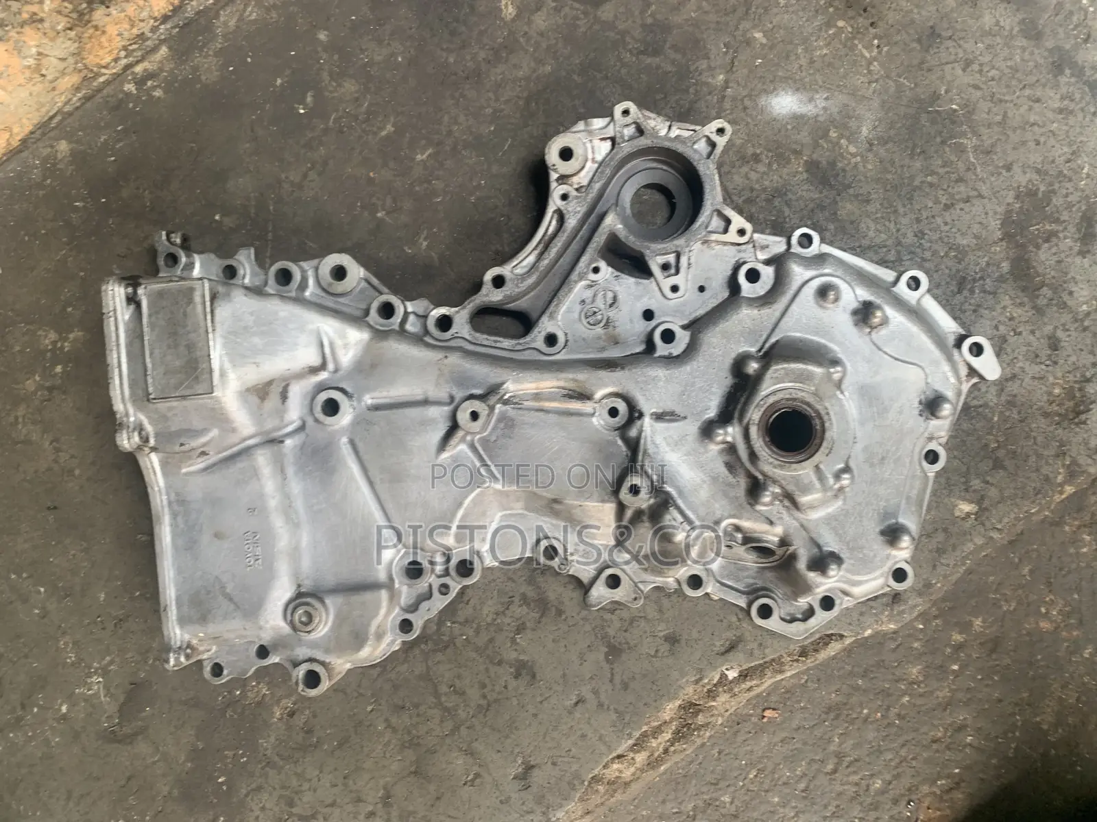 Toyota Vitz 2012 Oil Pump 4plugs