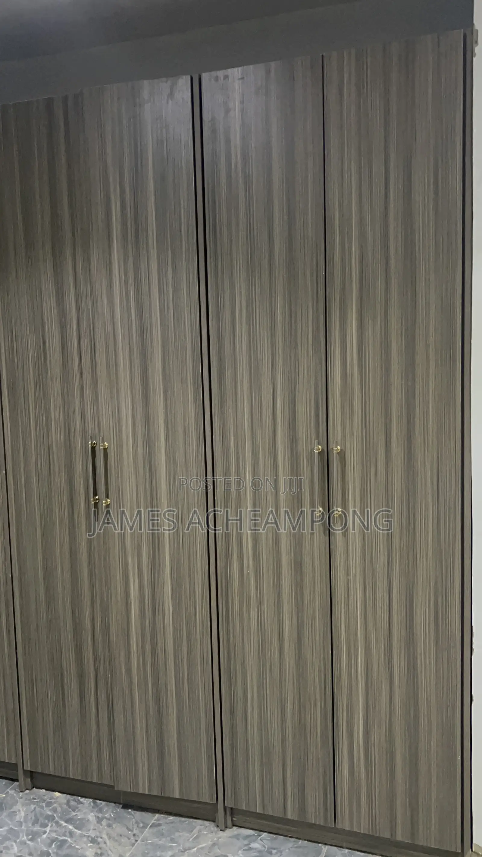 Kitchen Cabinet