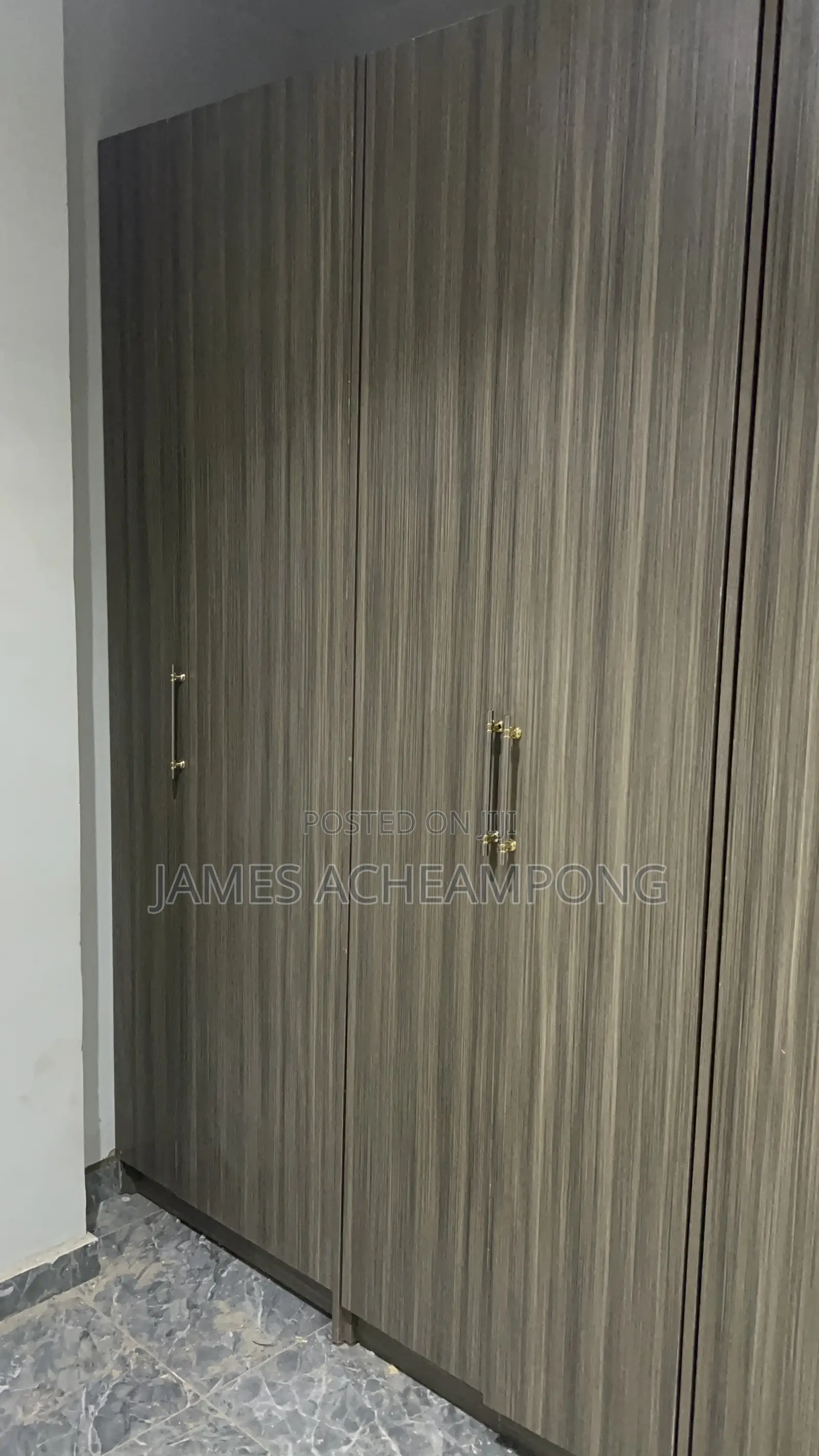 Kitchen Cabinet