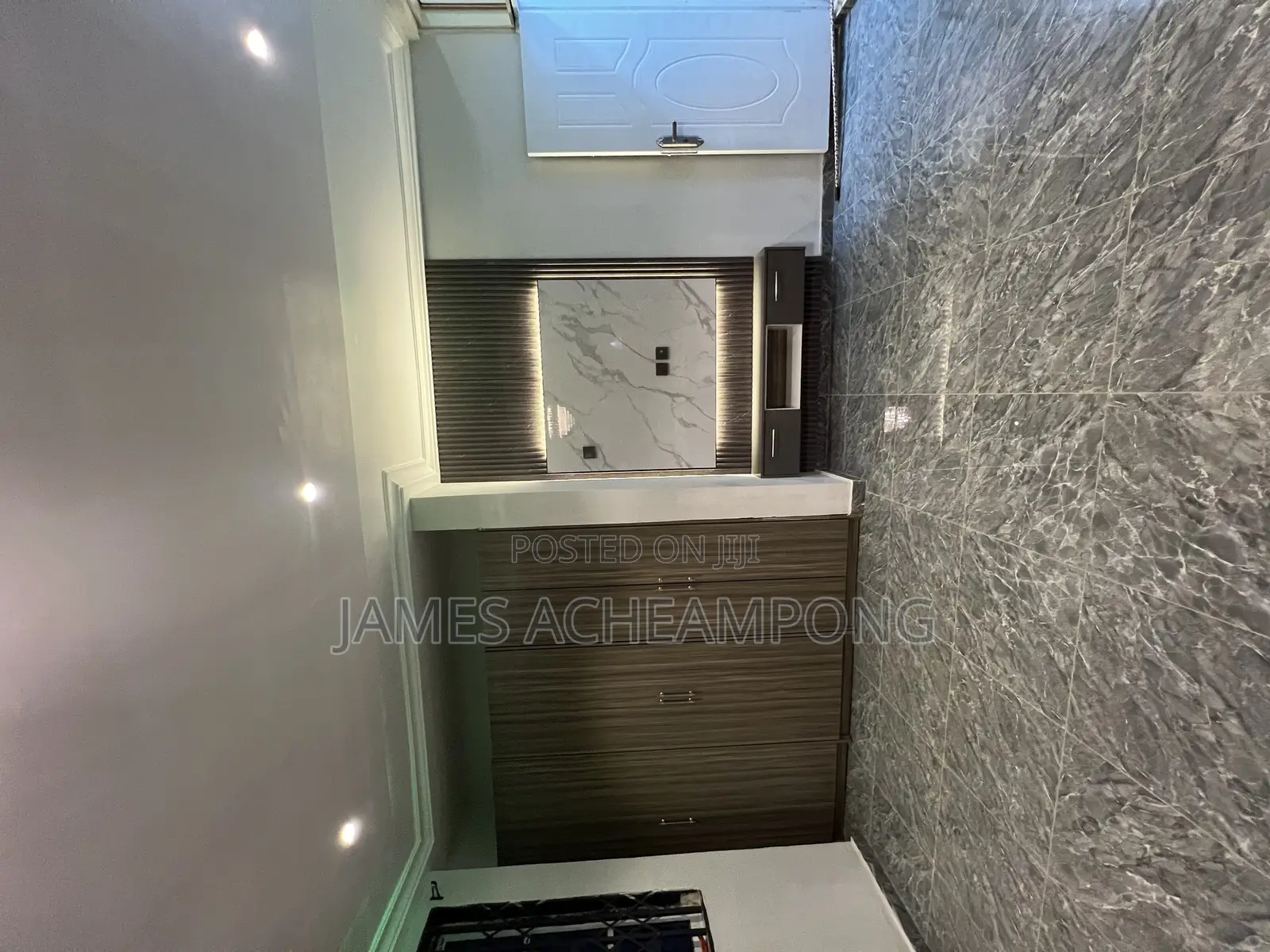 Kitchen Cabinet