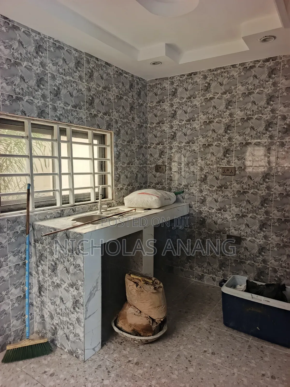1bdrm Apartment in The Dorns Properties, New Town for rent