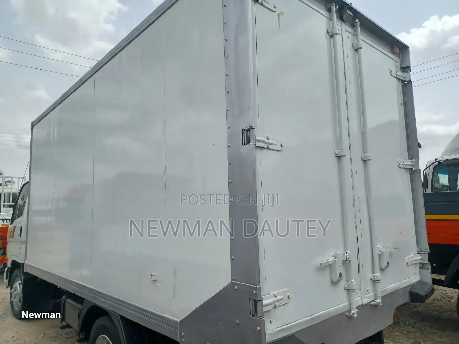 Hyundai Mighty Fridge Container