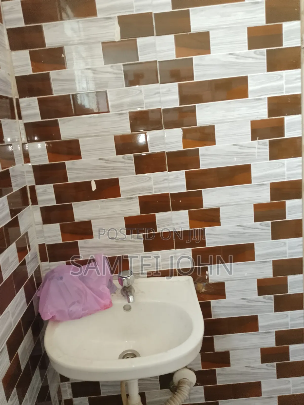 1bdrm Apartment in Sinco Properties, Madina for rent