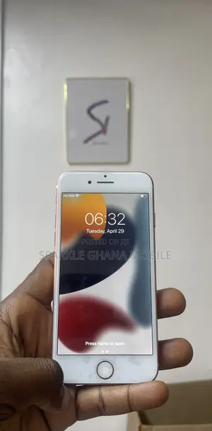 Apple iPhone 7 32 GB Rose Gold