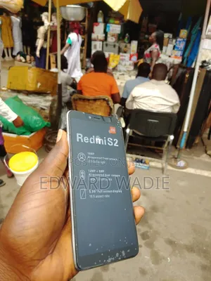 New Mobile Phone 64 GB Gold