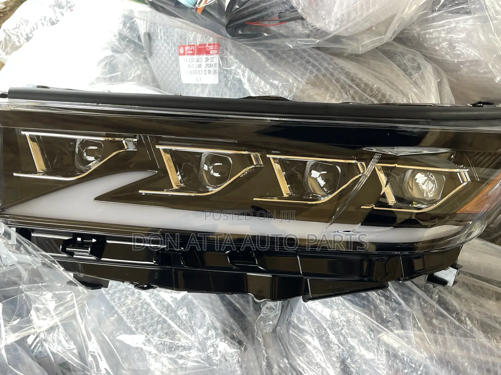 Toyota Highlander 2018 Spec Head Light