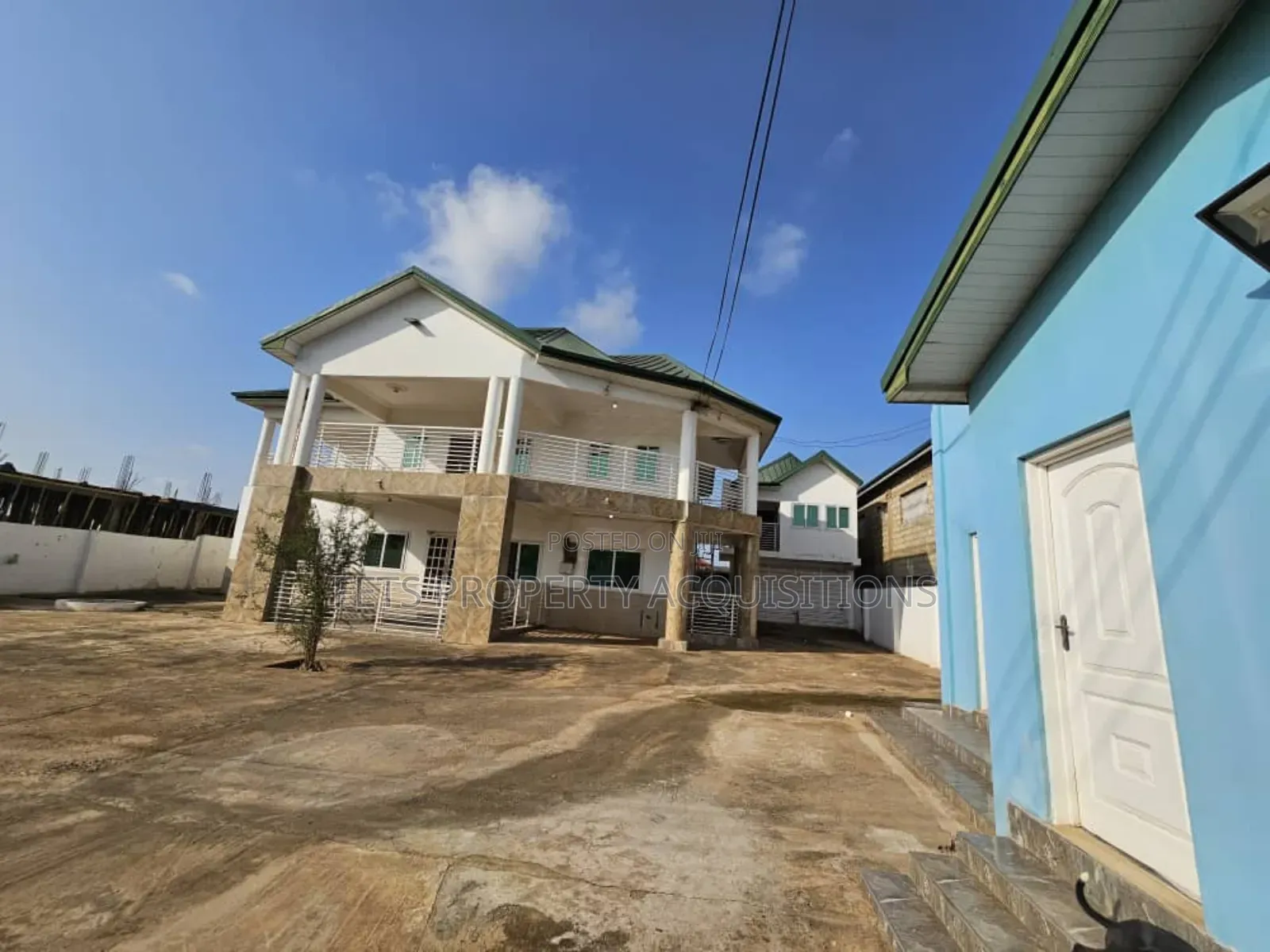 6bdrm House in Adenta for sale