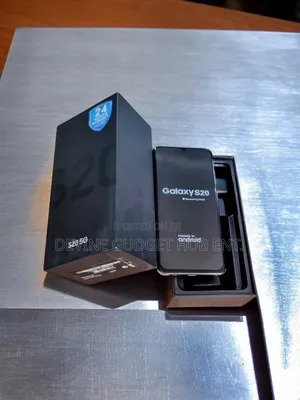 New Samsung Galaxy S20 128 GB Gold