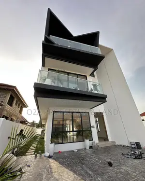 5bdrm House in East Legon, Ability for sale