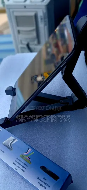 Portable Phone / Tablet Foid Stand