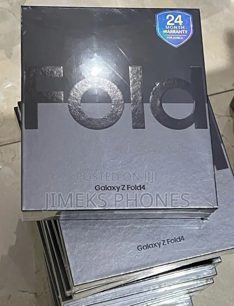 New Samsung Galaxy Z Fold4 256 GB Black