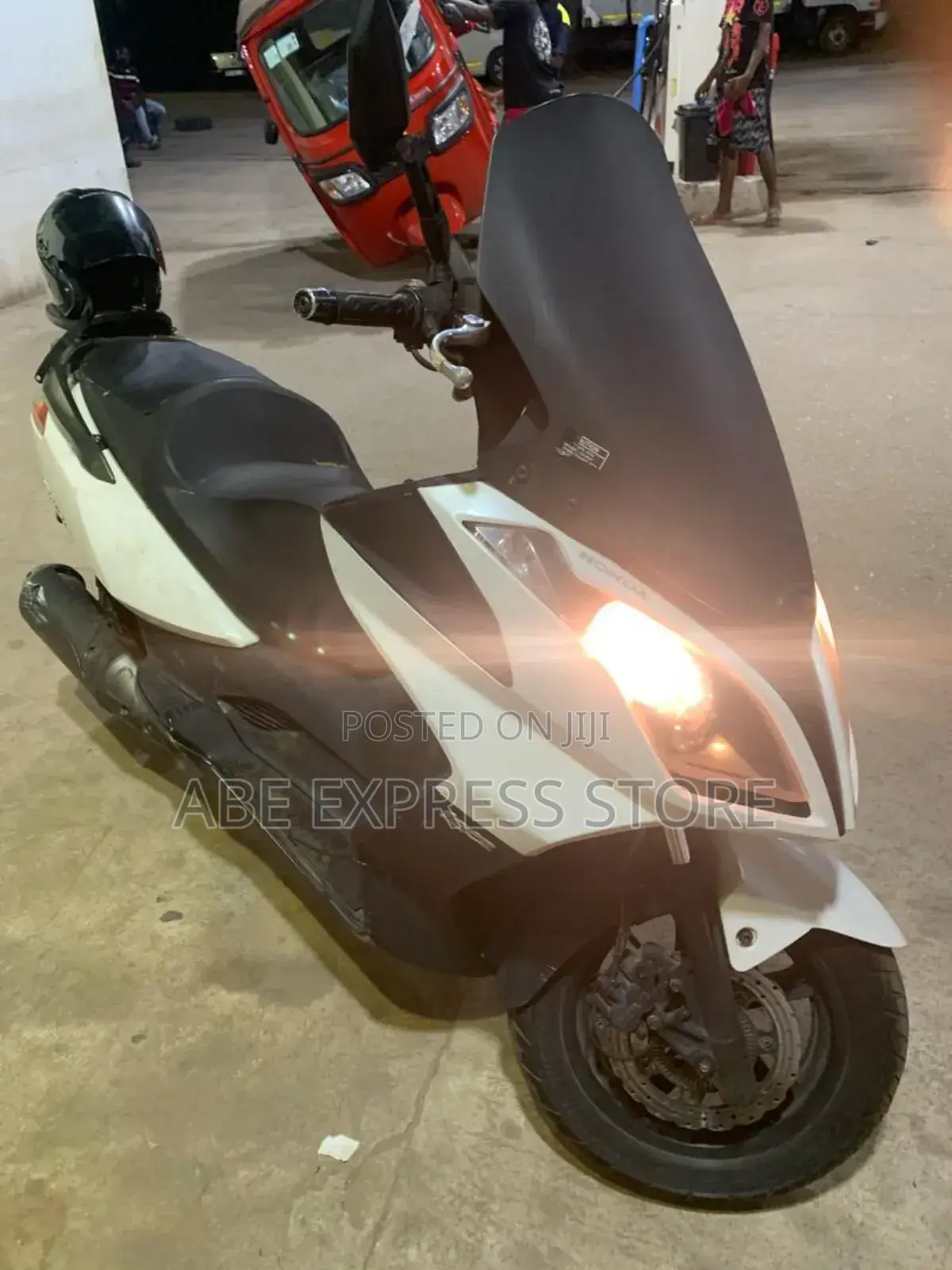 Kymco 2014 White