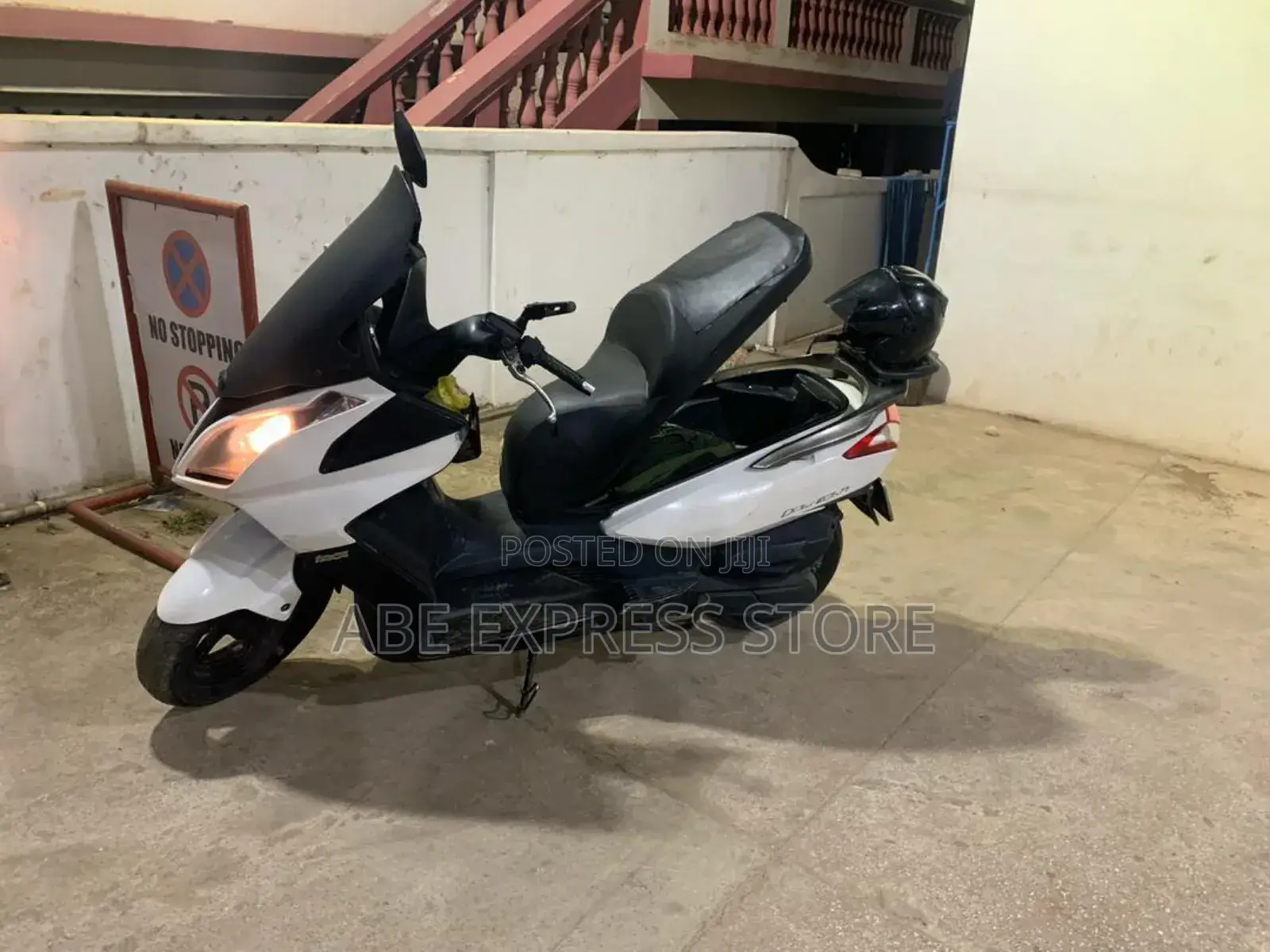 Kymco 2014 White